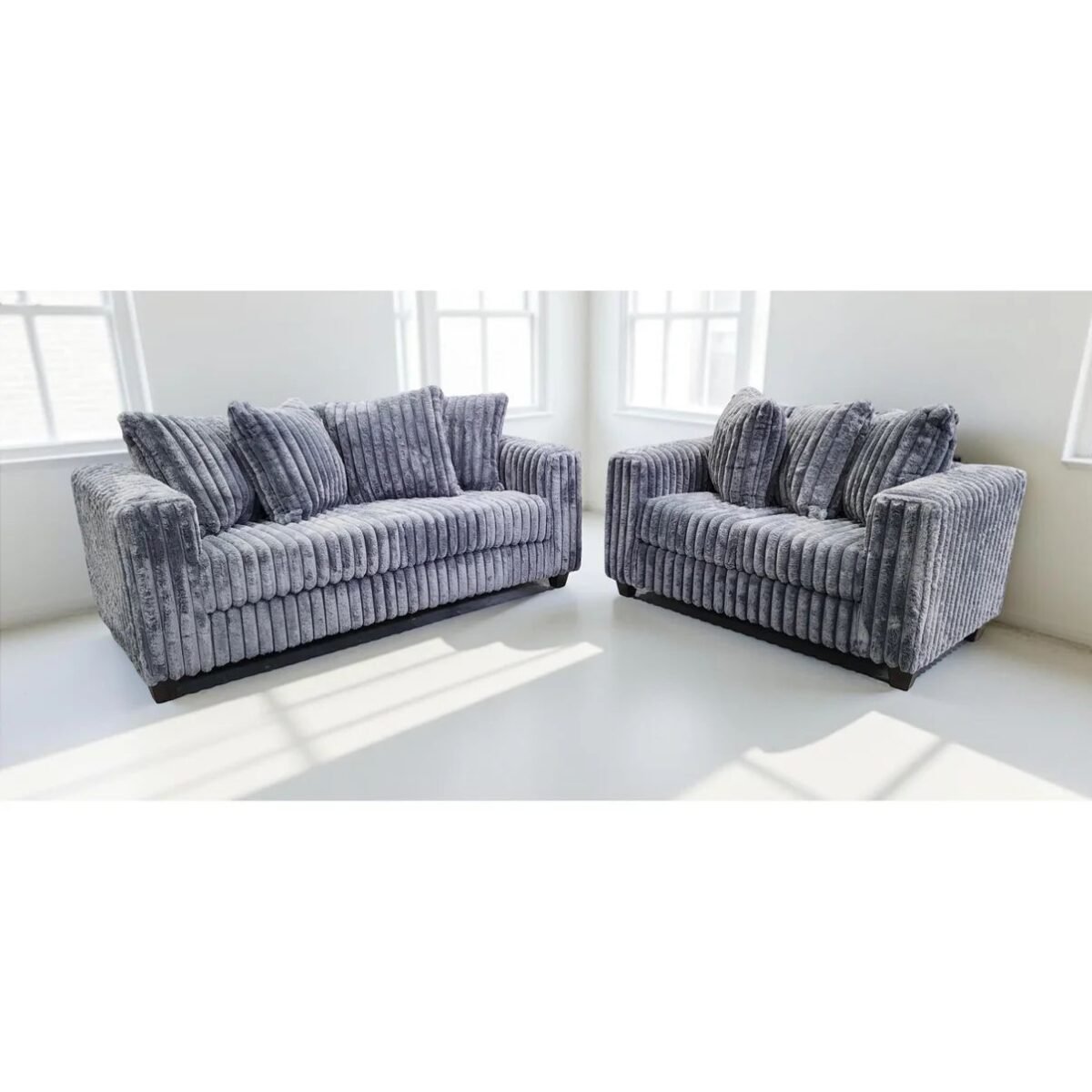 S300 Gia Grey  Sofá & Loveseat
